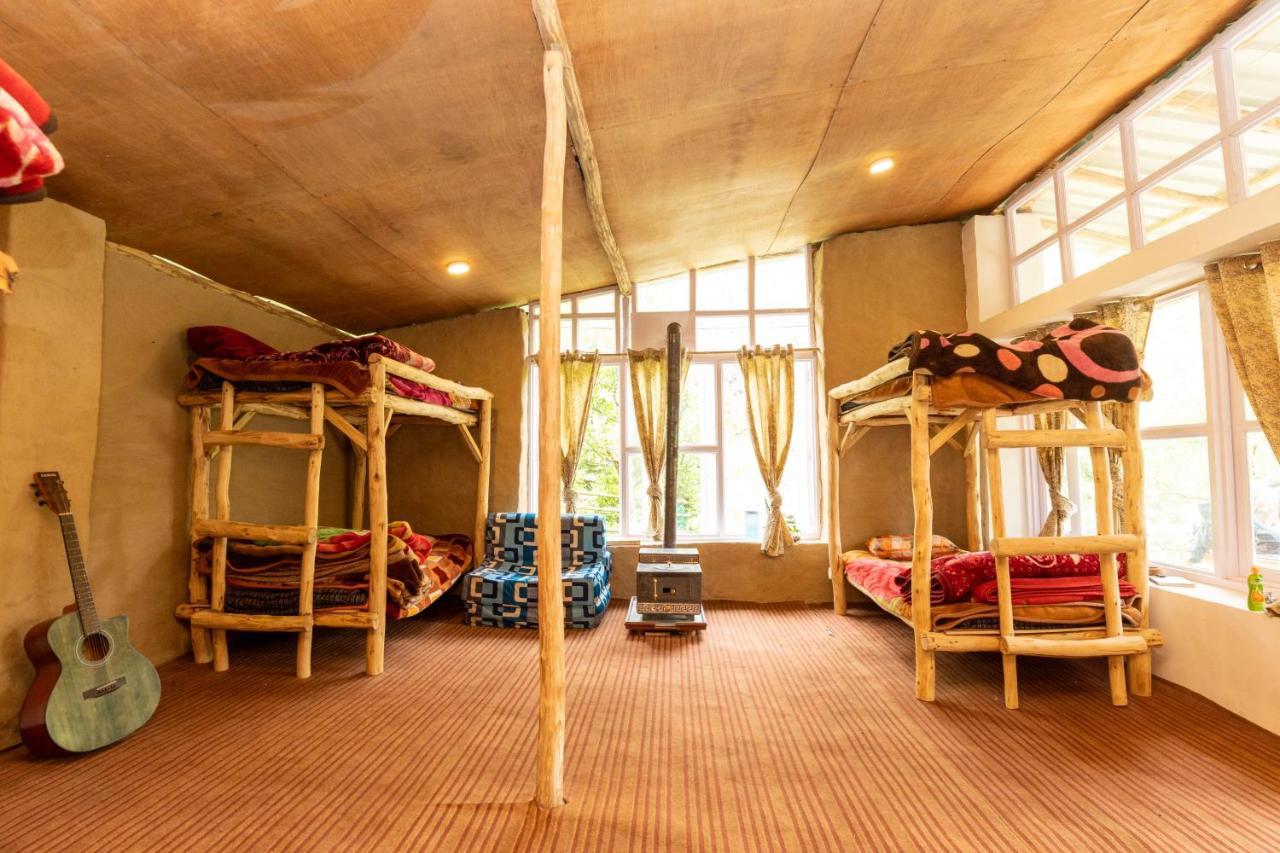 Himtrek Riverside Camps & Hostel Manali Екстер'єр фото