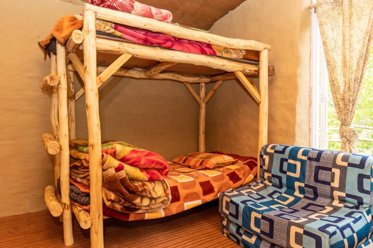 Himtrek Riverside Camps & Hostel Manali Екстер'єр фото