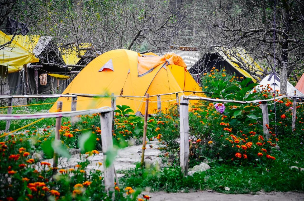 Himtrek Riverside Camps & Hostel Manali Екстер'єр фото