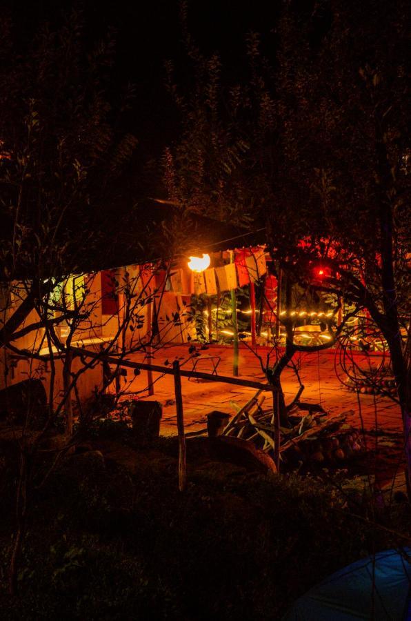 Himtrek Riverside Camps & Hostel Manali Екстер'єр фото