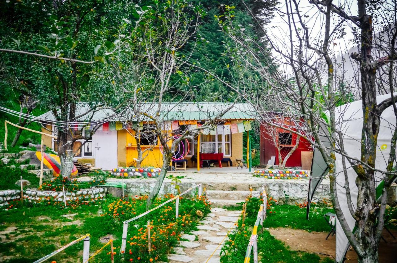 Himtrek Riverside Camps & Hostel Manali Екстер'єр фото
