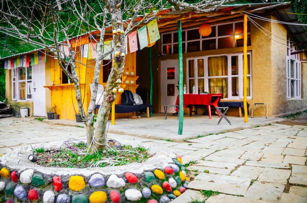 Himtrek Riverside Camps & Hostel Manali Екстер'єр фото