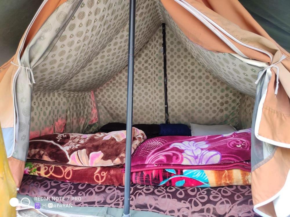 Himtrek Riverside Camps & Hostel Manali Екстер'єр фото
